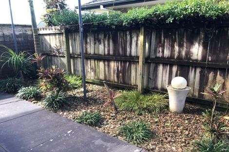 Photo of property in 1 Attymon Lane, East Tamaki, Auckland, 2016
