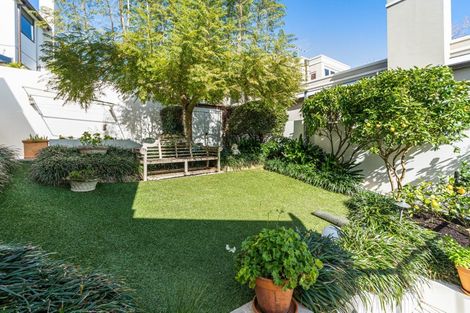 Photo of property in 48 Saint Georges Bay Road, Parnell, Auckland, 1052