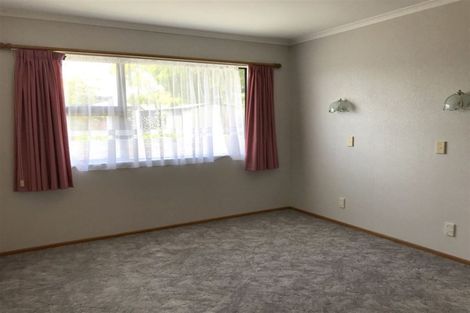 Photo of property in 10a Maire Street, Inglewood, 4330