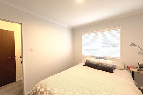 Photo of property in 19a Colchester Crescent, Newlands, Wellington, 6037