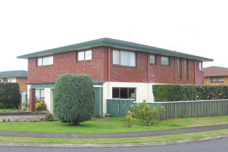 Photo of property in 32 Whitaker Street, Otumoetai, Tauranga, 3110