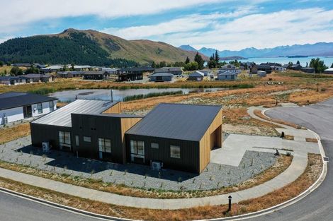 Photo of property in 11 Edwards Lane, Lake Tekapo, 7999