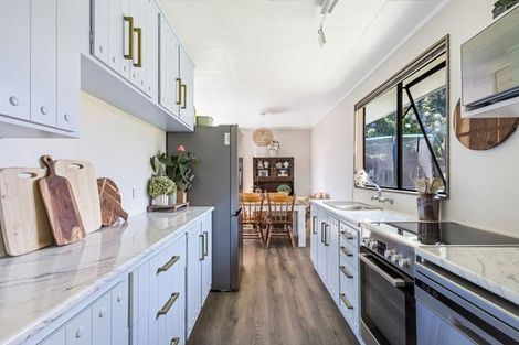 Photo of property in 13 Tahurangi Place, Spotswood, New Plymouth, 4310