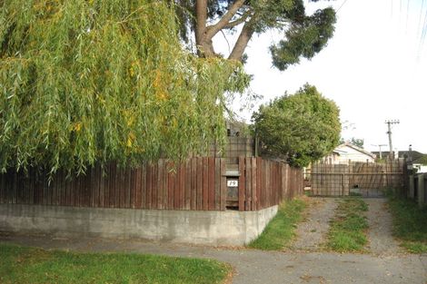 Photo of property in 19 Lambeth Crescent, Northcote, Christchurch, 8052