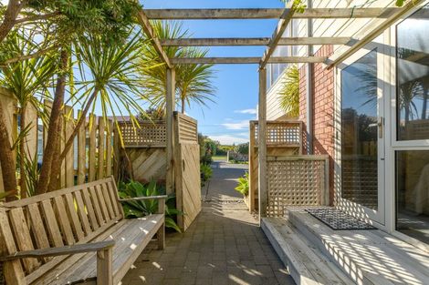 Photo of property in 630 Papamoa Beach Road, Papamoa Beach, Papamoa, 3118