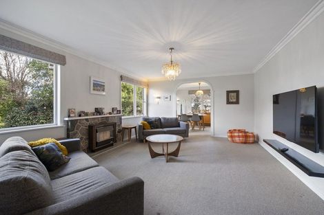 Photo of property in 9 Athlone Place, Hokowhitu, Palmerston North, 4410