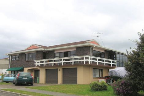 Photo of property in 78 Harbour View Road, Omokoroa, 3114