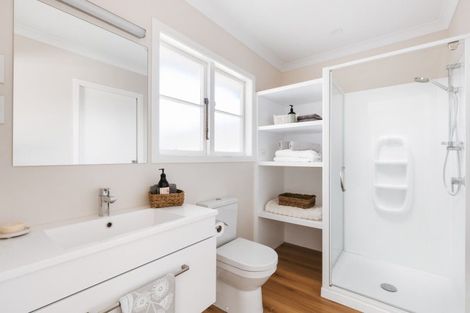 Photo of property in 107a Oceanview Road, Mount Maunganui, 3116