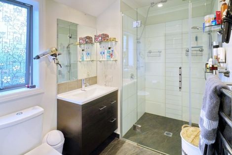 Photo of property in 16 Franklin Drive, Rangiora, 7400