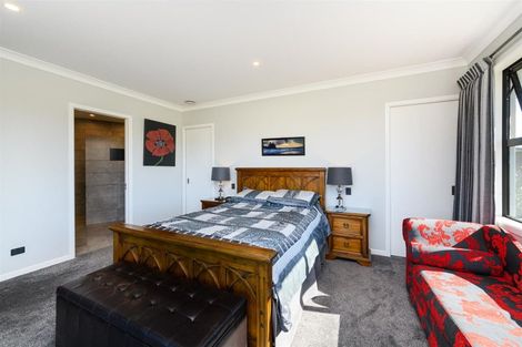 Photo of property in 10 Hanalin Drive, Marton, 4710