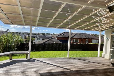 Photo of property in 22 Tralee Terrace, Dannemora, Auckland, 2016