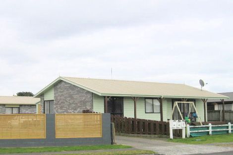 Photo of property in 20c Links Avenue, Mount Maunganui, 3116