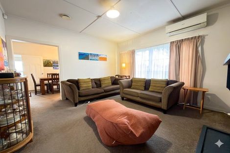 Photo of property in 33a Gloucester Road, Manurewa, Auckland, 2102