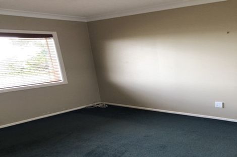 Photo of property in 27a St Annes Crescent, Wattle Downs, Auckland, 2103