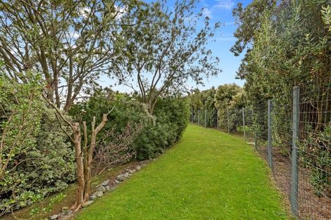 Photo of property in 24 Cecil Place, Cloverlea, Palmerston North, 4412