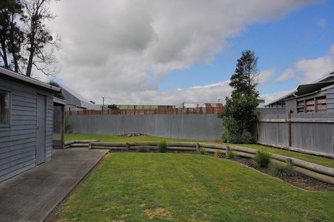 Photo of property in 25 Alexandra Street, Marton, 4710