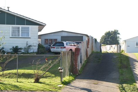 Photo of property in 21 Chadwick Crescent, Mangere East, Auckland, 2024