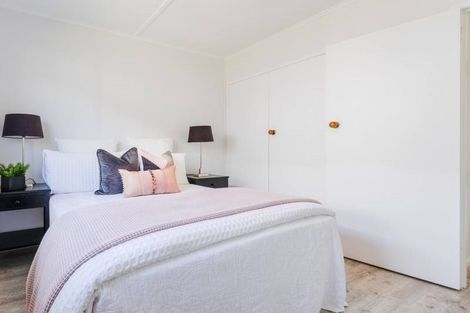 Photo of property in 50 Waitea Road, Muriwai, 0881