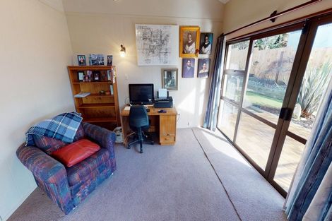 Photo of property in 11 Lancaster Street, Levin, 5510