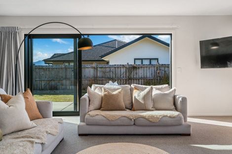 Photo of property in 29 Marbleleaf Lane, Albert Town, Wanaka, 9305