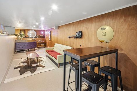 Photo of property in 9 Maybury Way, Island Bay, Wellington, 6023