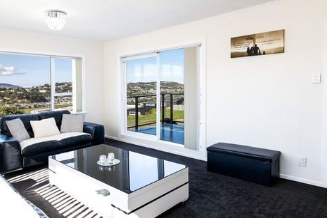 Photo of property in 91 Akaroa Drive, Maupuia, Wellington, 6022