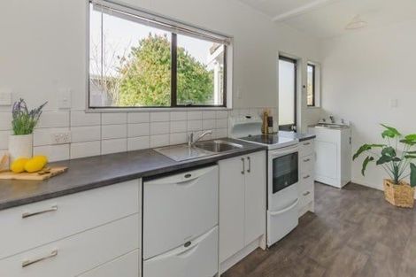 Photo of property in 97 Arawhata Road, Paraparaumu, 5032
