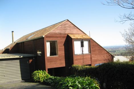 Photo of property in 2 Dannys Lane, Cashmere, Christchurch, 8022