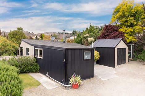 Photo of property in 5 Athenry Road, Bridge Hill, Alexandra, 9320