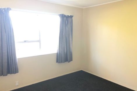 Photo of property in 1/20 Highland Park Drive, Highland Park, Auckland, 2010