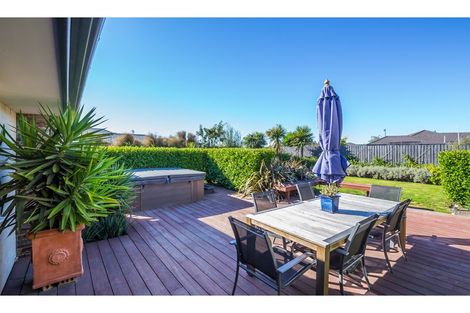 Photo of property in 20 Dunaverty Place, Broomfield, Christchurch, 8042