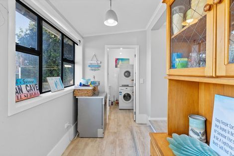 Photo of property in 105 Rua Avenue, Waitarere Beach, Levin, 5510