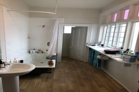 Photo of property in 244 The Terrace, Wellington Central, Wellington, 6011