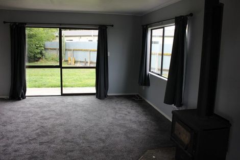 Photo of property in 19 Kilkee Terrace, Flaxmere, Hastings, 4120