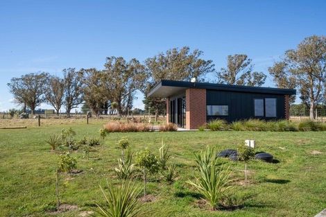 Photo of property in 673 Penny Road, Rongotea, Palmerston North, 4479