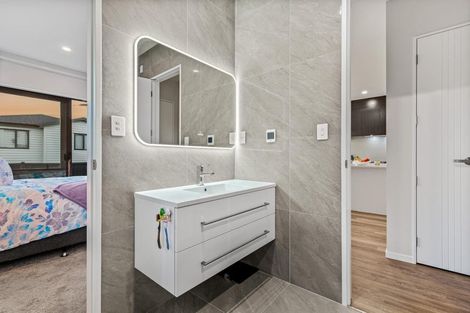 Photo of property in 17 Gecko Road, Hobsonville, Auckland, 0616