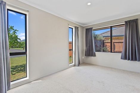 Photo of property in 52 Paget Drive, Woodend, 7610