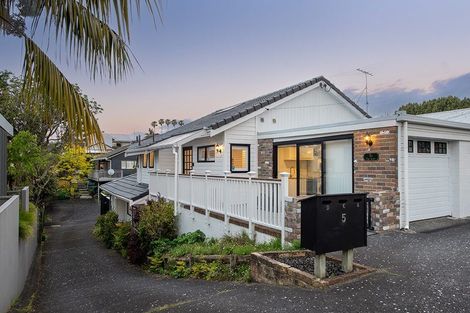 Photo of property in 1/5 Park Avenue, Takapuna, Auckland, 0622