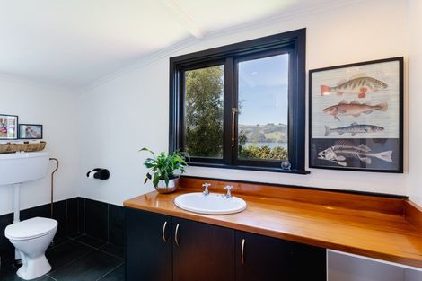 Photo of property in 76 Manapouri Street, Ravensbourne, Dunedin, 9022