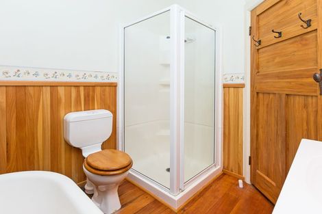 Photo of property in 643 Ferguson Street, Terrace End, Palmerston North, 4410