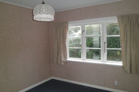 Photo of property in 53 Homebush Road, Khandallah, Wellington, 6035