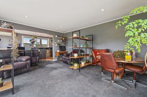 Photo of property in 677 Main South Road, Islington, Christchurch, 8042