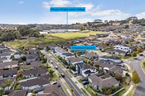 Photo of property in 3 Stamford Crescent, Flat Bush, Auckland, 2019