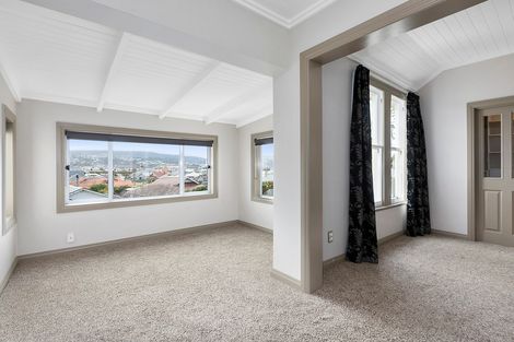 Photo of property in 153 Victoria Road, Saint Clair, Dunedin, 9012