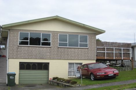 Photo of property in 44 Trelawney Crescent, Westown, New Plymouth, 4310