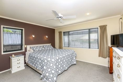 Photo of property in 20 Barrett Road, Whalers Gate, New Plymouth, 4310