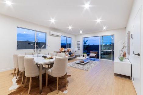 Photo of property in 25 Toanui Road, Hobsonville, Auckland, 0616