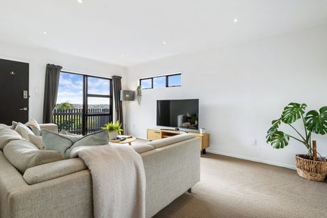 Photo of property in 3/7 Lynngate Place, Hillcrest, Auckland, 0627