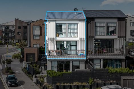 Photo of property in 32 Raranga Lane, Hobsonville, Auckland, 0616