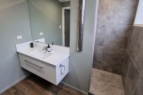 Photo of property in 408 Carrington Street, Upper Vogeltown, New Plymouth, 4310